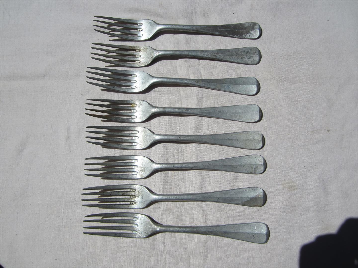 WW2 'SS' Junkerschulen Table Forks